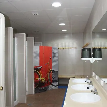 & Gym Relise - Juvenil Hostel