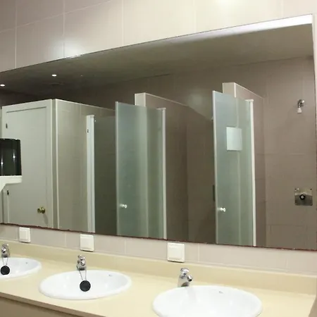 & Gym Relise - Juvenil Hostel Sant Lluís