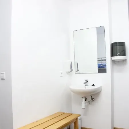 Hostel & Gym Relise - Juvenil Sant Lluís