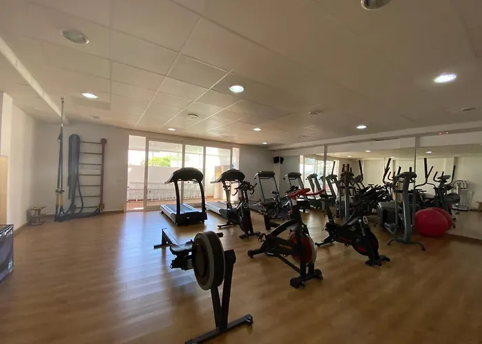 & Gym Relise - Juvenil 旅馆